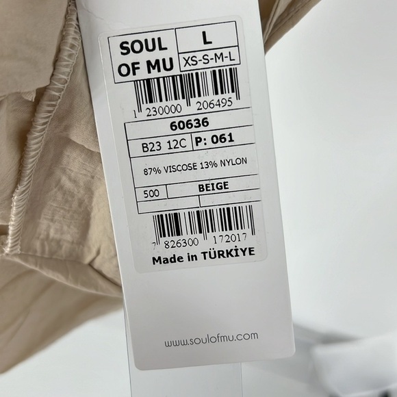 Soul of mu NWT women’s cropped tank top large - Picture 7 of 9